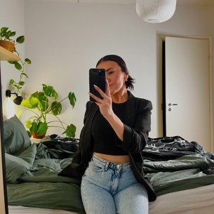 Essi