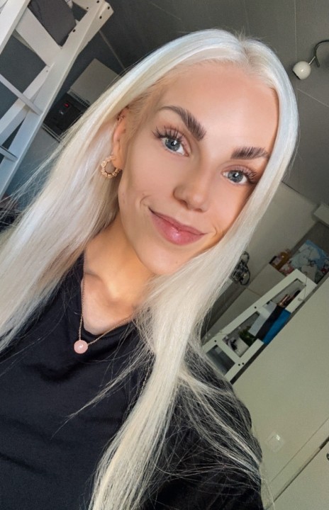 Karoline